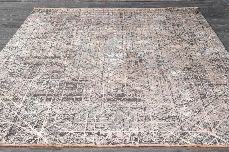 Модный ковер из шелка